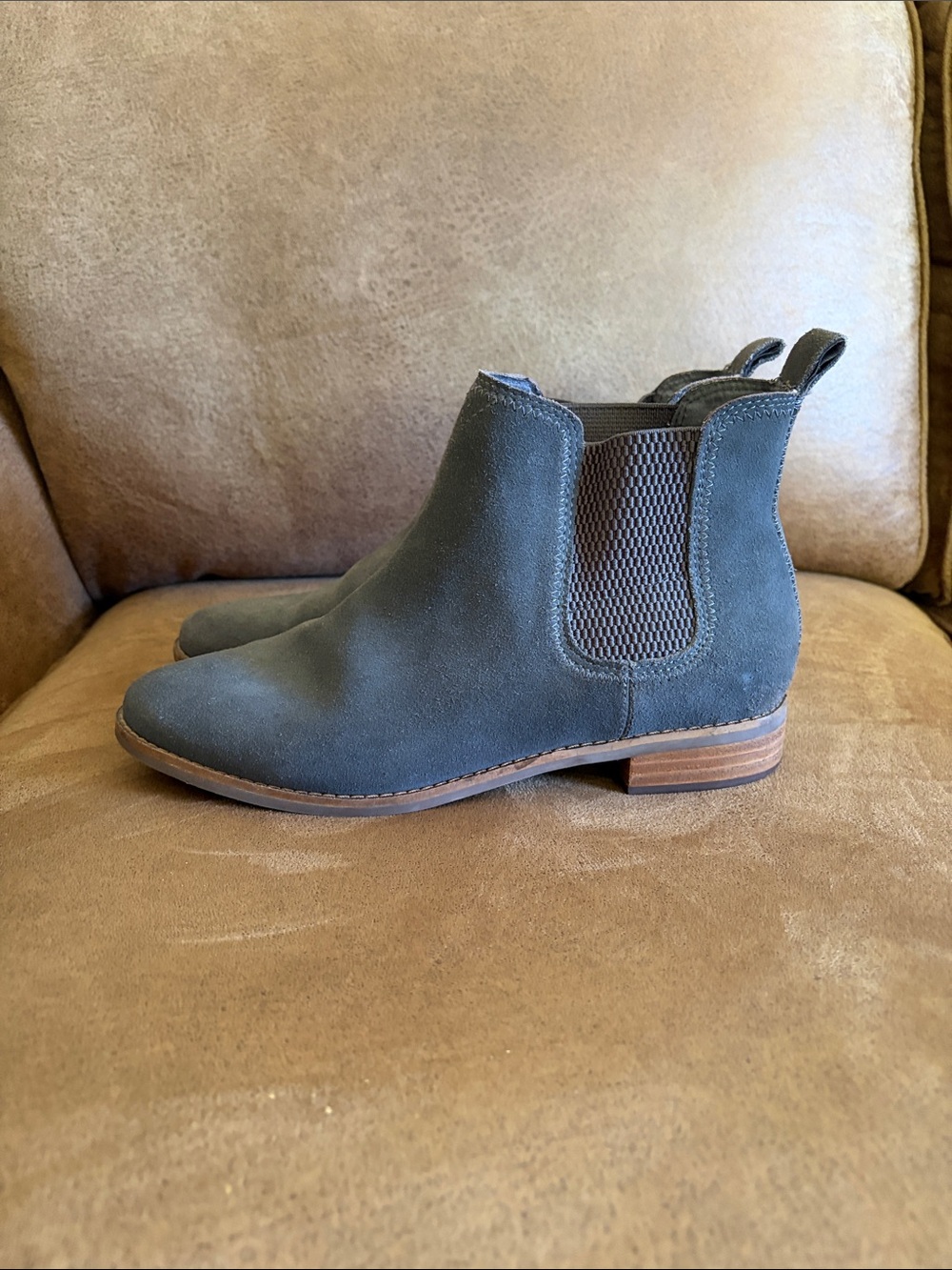 Women’s toms ankle boots